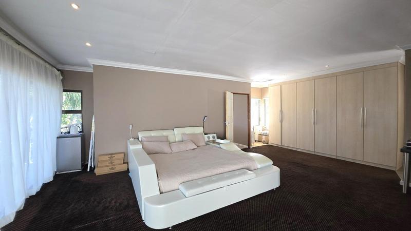 3 Bedroom Property for Sale in Caribbean Beach Club North West